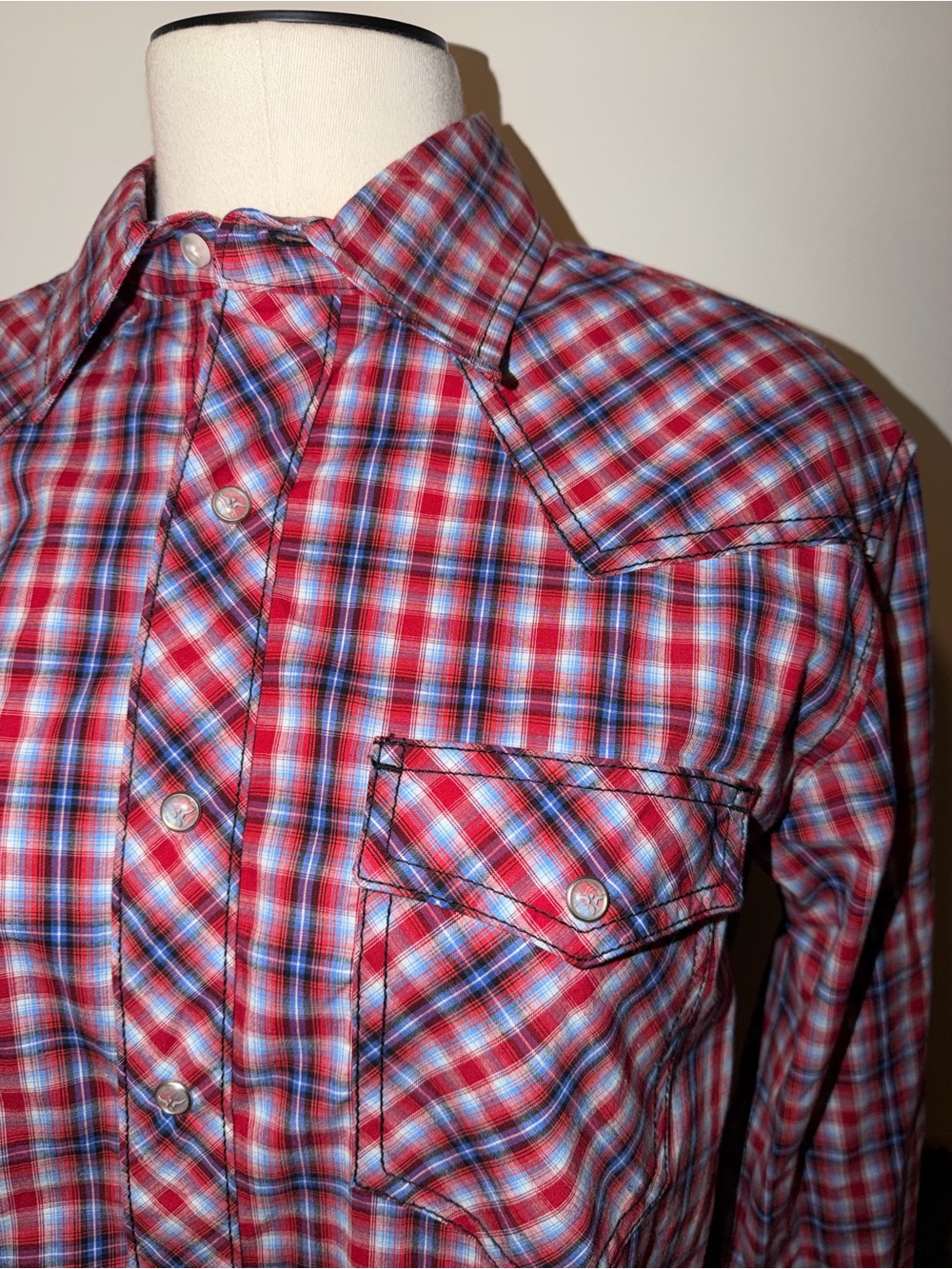 Men’s plaid wrangler snap shirt
